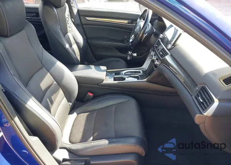 2018 Honda Accord Sport 2.0T из США, поврежденный, VIN 1HGCV2F34JA019918